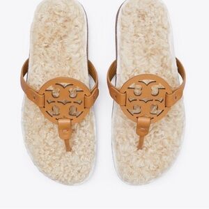 NWOB Tory Burch Miller Cloud Shearling Sandals in Tan